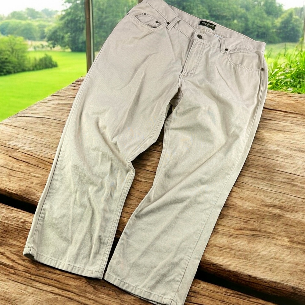 Eddie Bauer Pants Men/Women 32x24 Beige Chino Style  Cotton Casual Travel Lounge